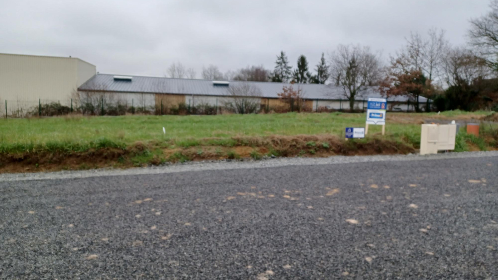 Terrain constructible de 440m2 à Baulon