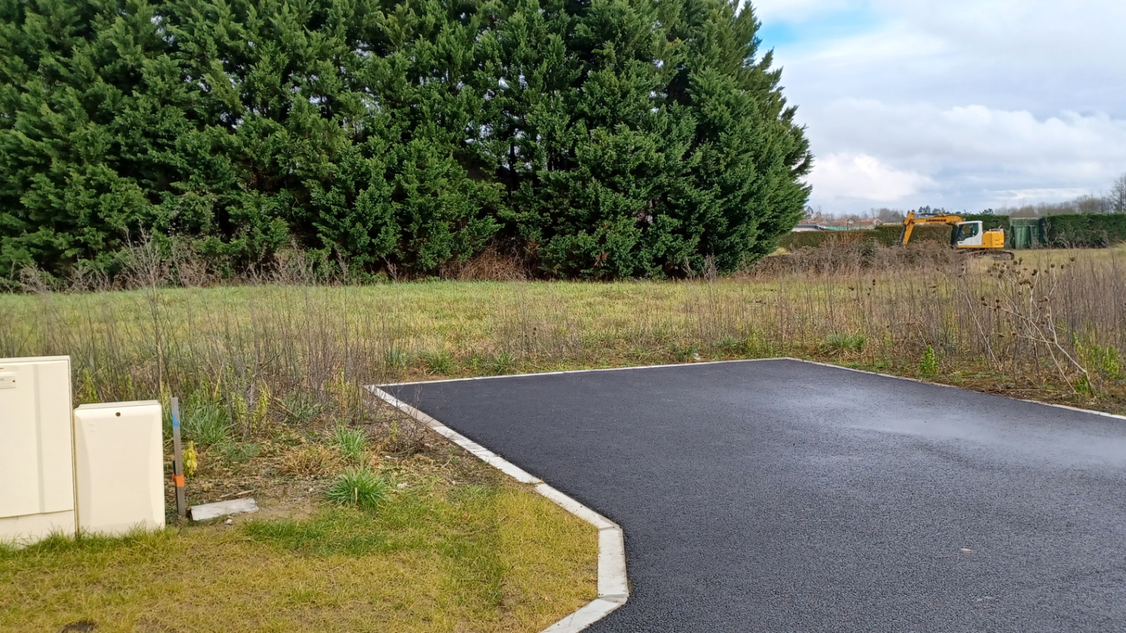 Terrain constructible de 499m2 à Seyresse