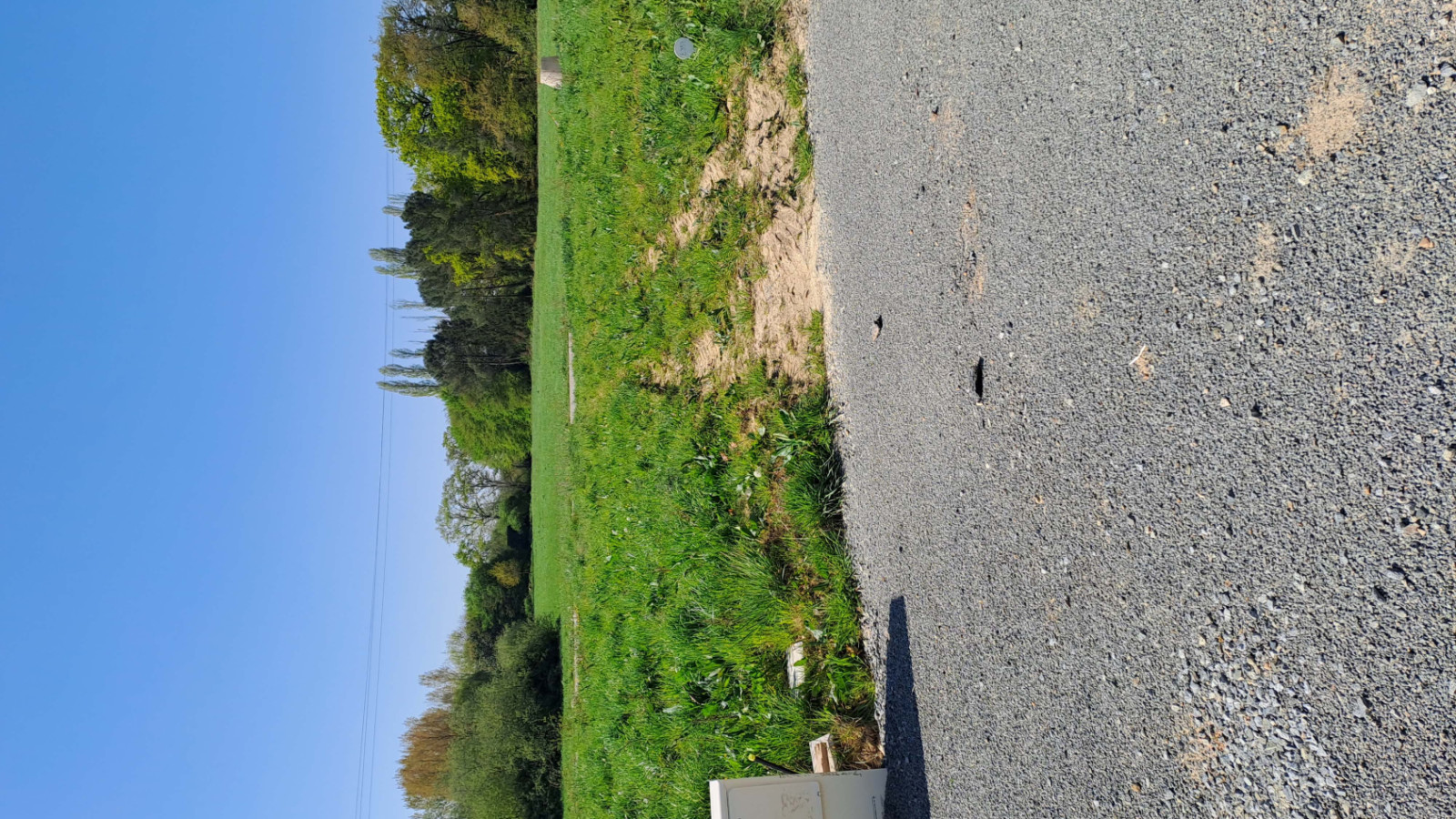 Terrain constructible de 413m2 à Bourg-des-Comptes