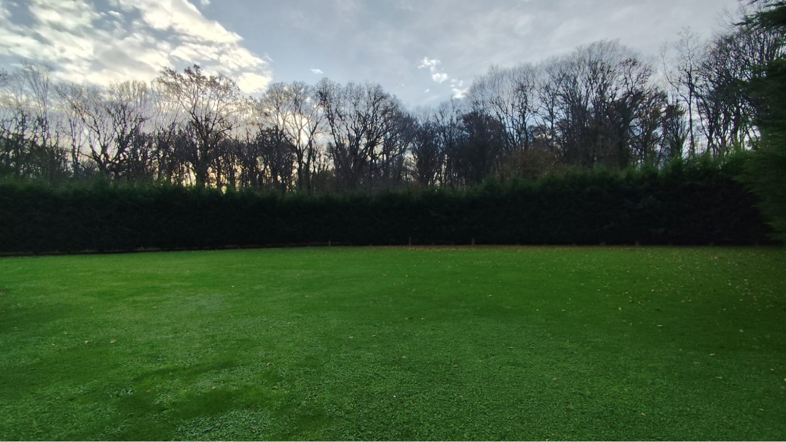 Terrain constructible de 725m2 à Étevaux