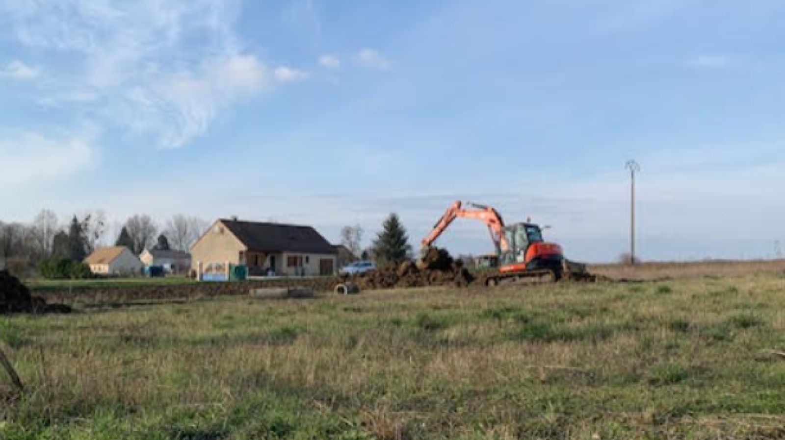 Terrain constructible de 2263m2 à Corgengoux