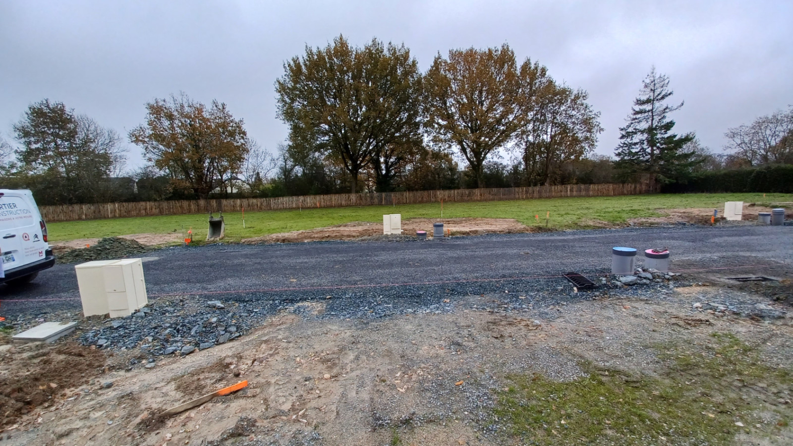 Terrain constructible de 350m2 à Gosné