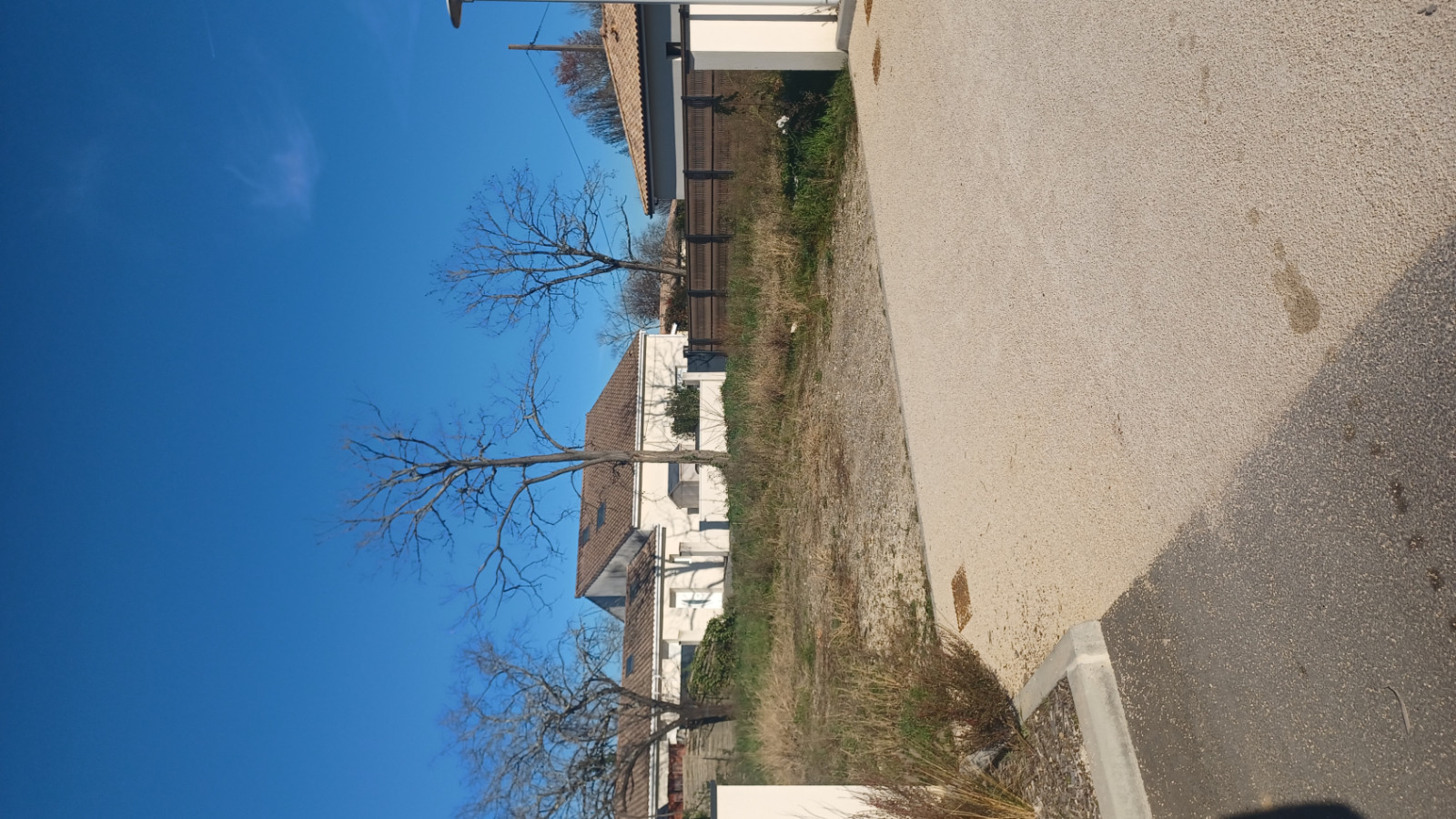 Terrain constructible de 380m2 à Artigues-près-Bordeaux