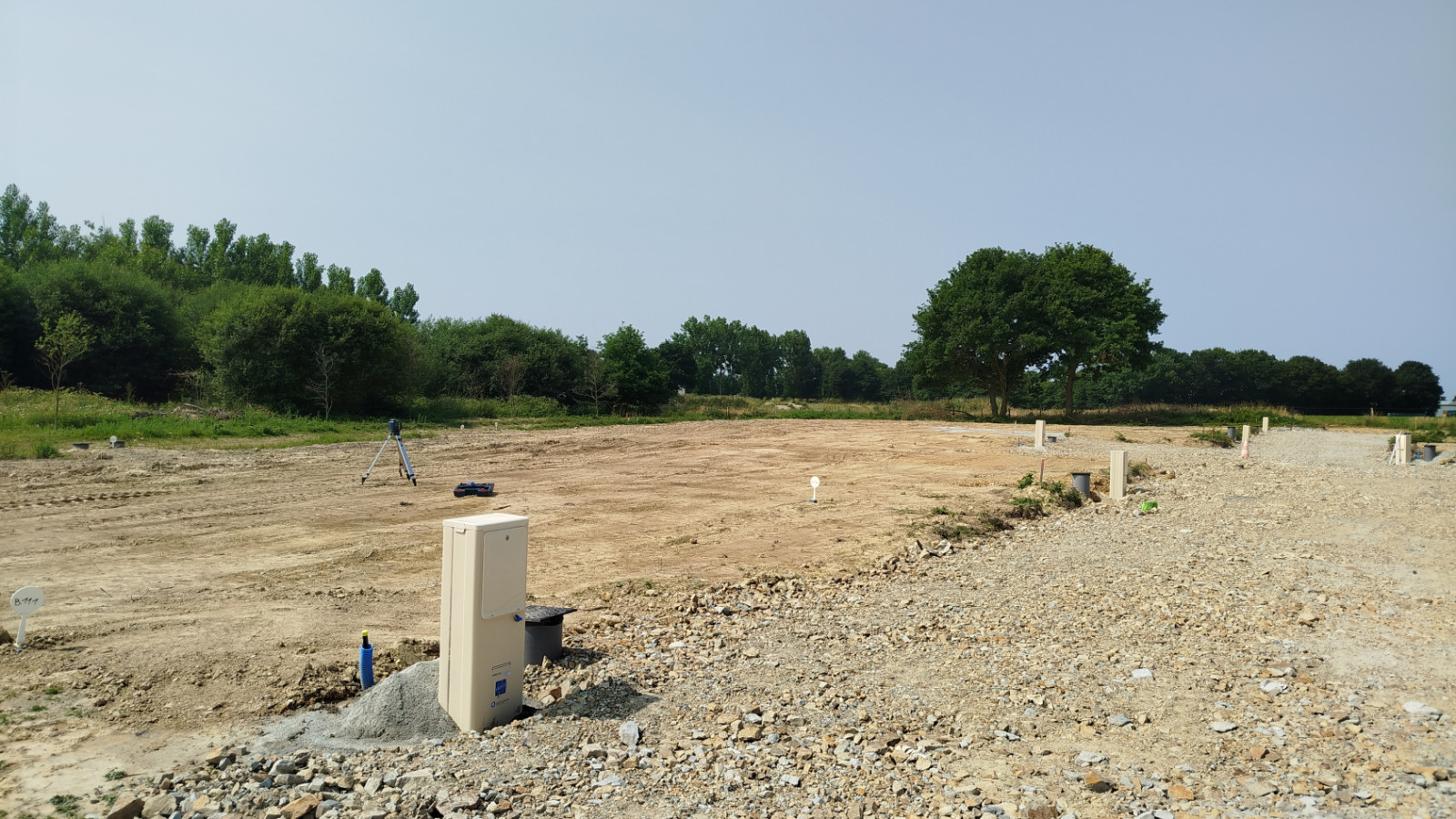 Terrain constructible de 353m2 à Saint-Maugan