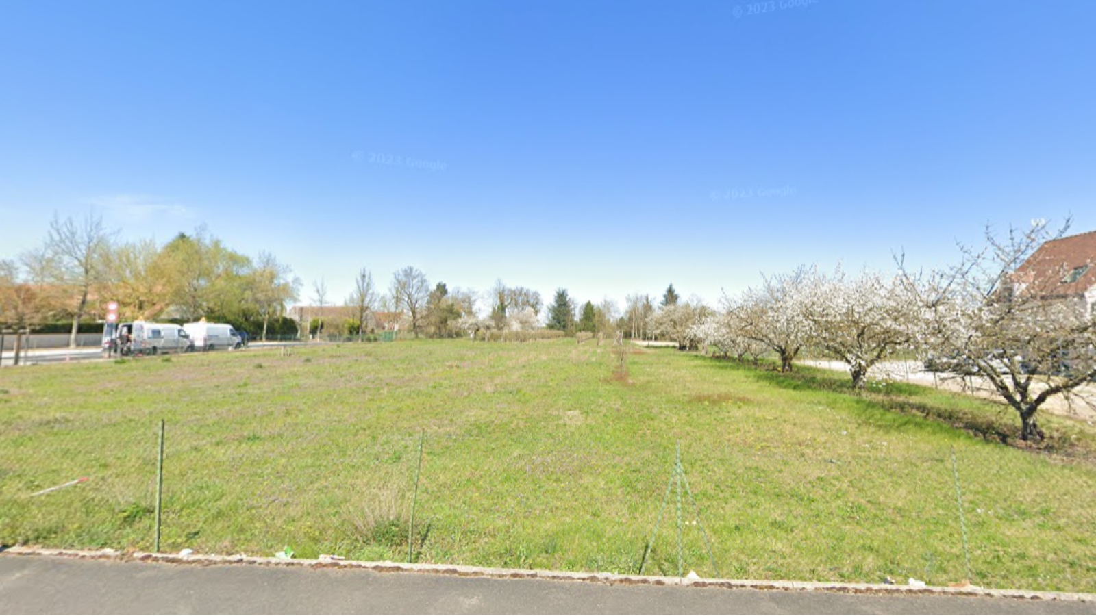 Terrain constructible de 617m2 à Olivet