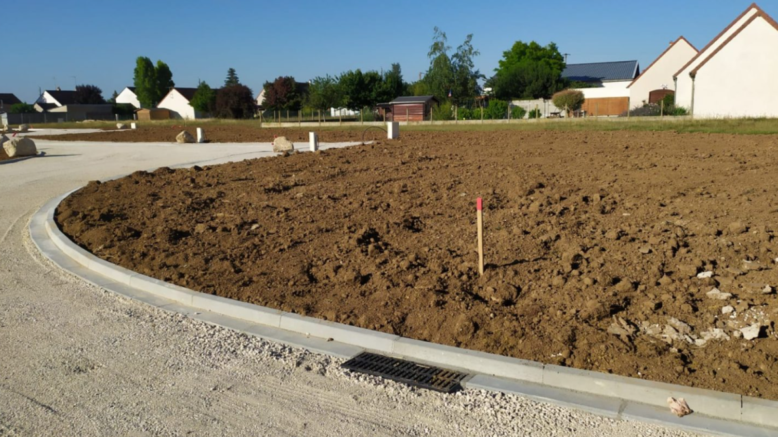 Terrain constructible de 576m2 à Sougy