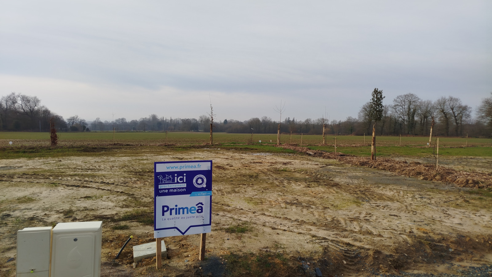 Terrain constructible de 300m2 à Domagné