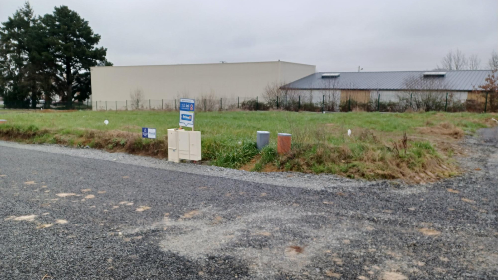 Terrain constructible de 360m2 à Goven