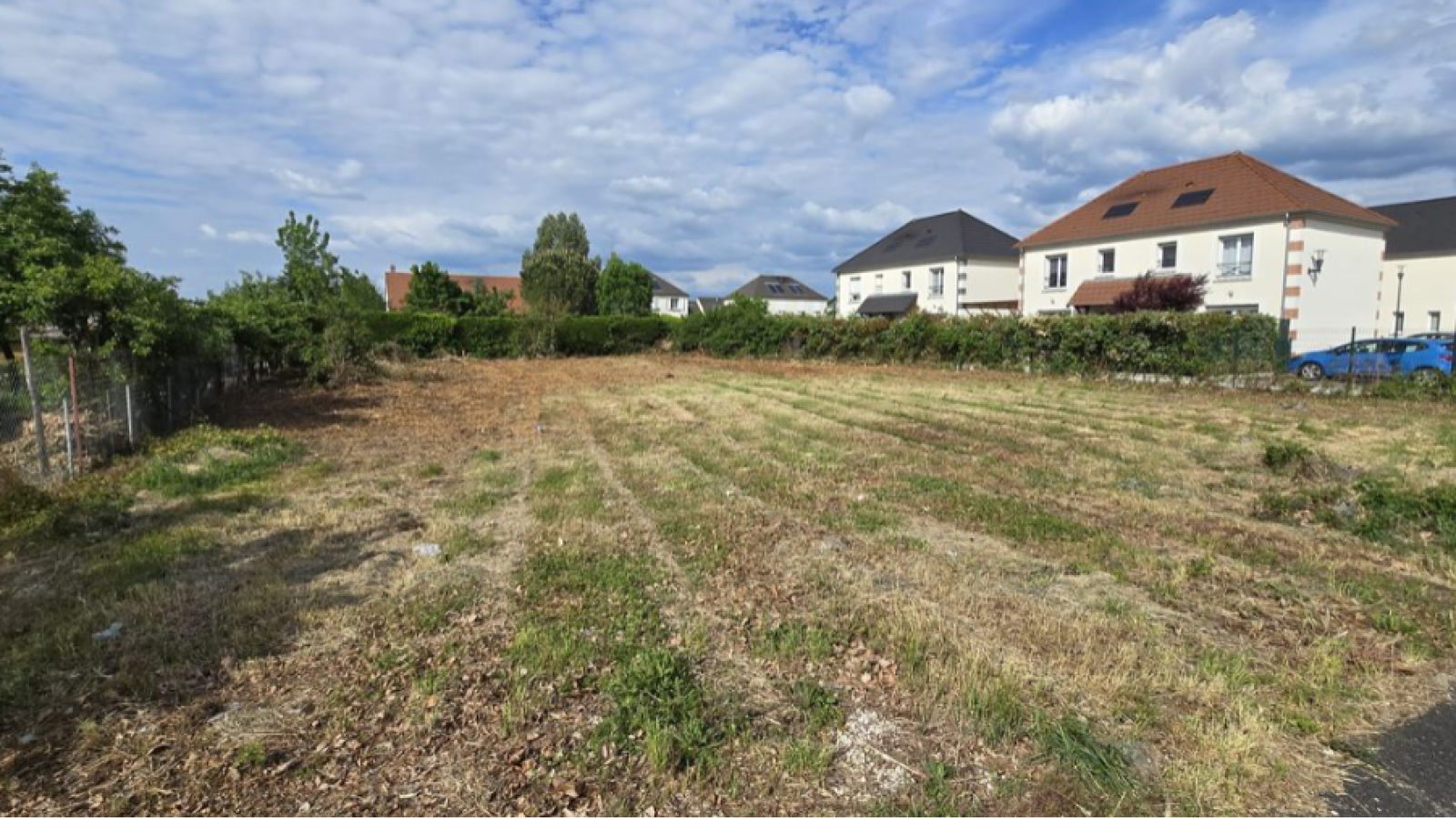 Terrain constructible de 546m2 à Saint-Denis-en-Val