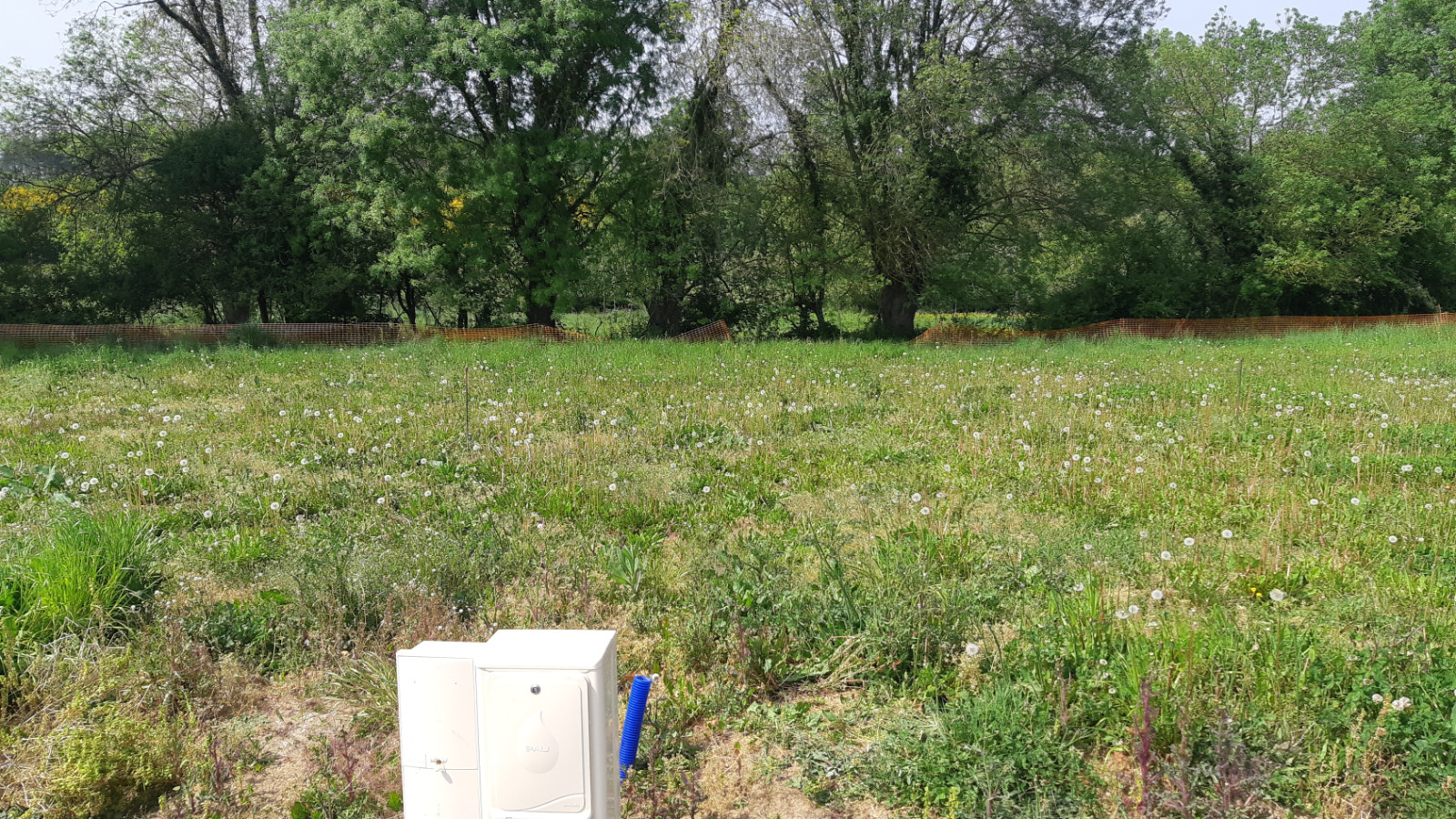 Terrain constructible de 330m2 à Dingé