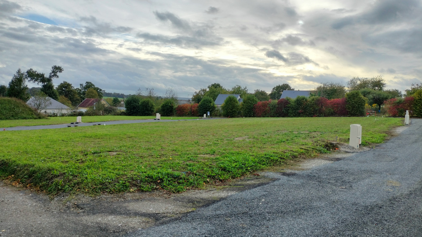 Terrain constructible de 320m2 à Dingé