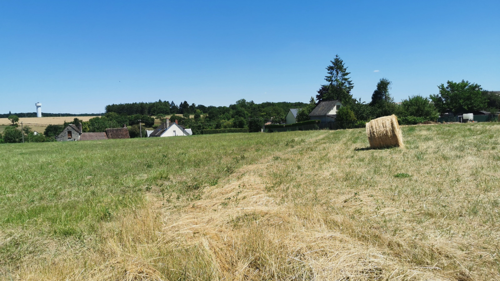 Terrain constructible de 650m2 à Beaumont-Louestault