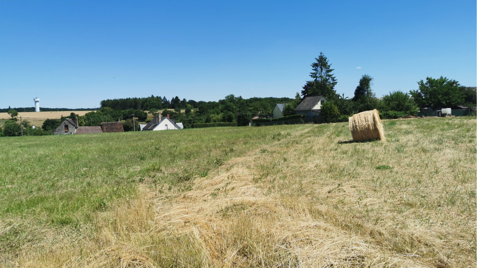 Terrain constructible de 650m2 à Beaumont-Louestault