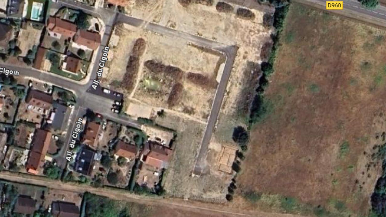 Terrain constructible de 499m2 à Chécy