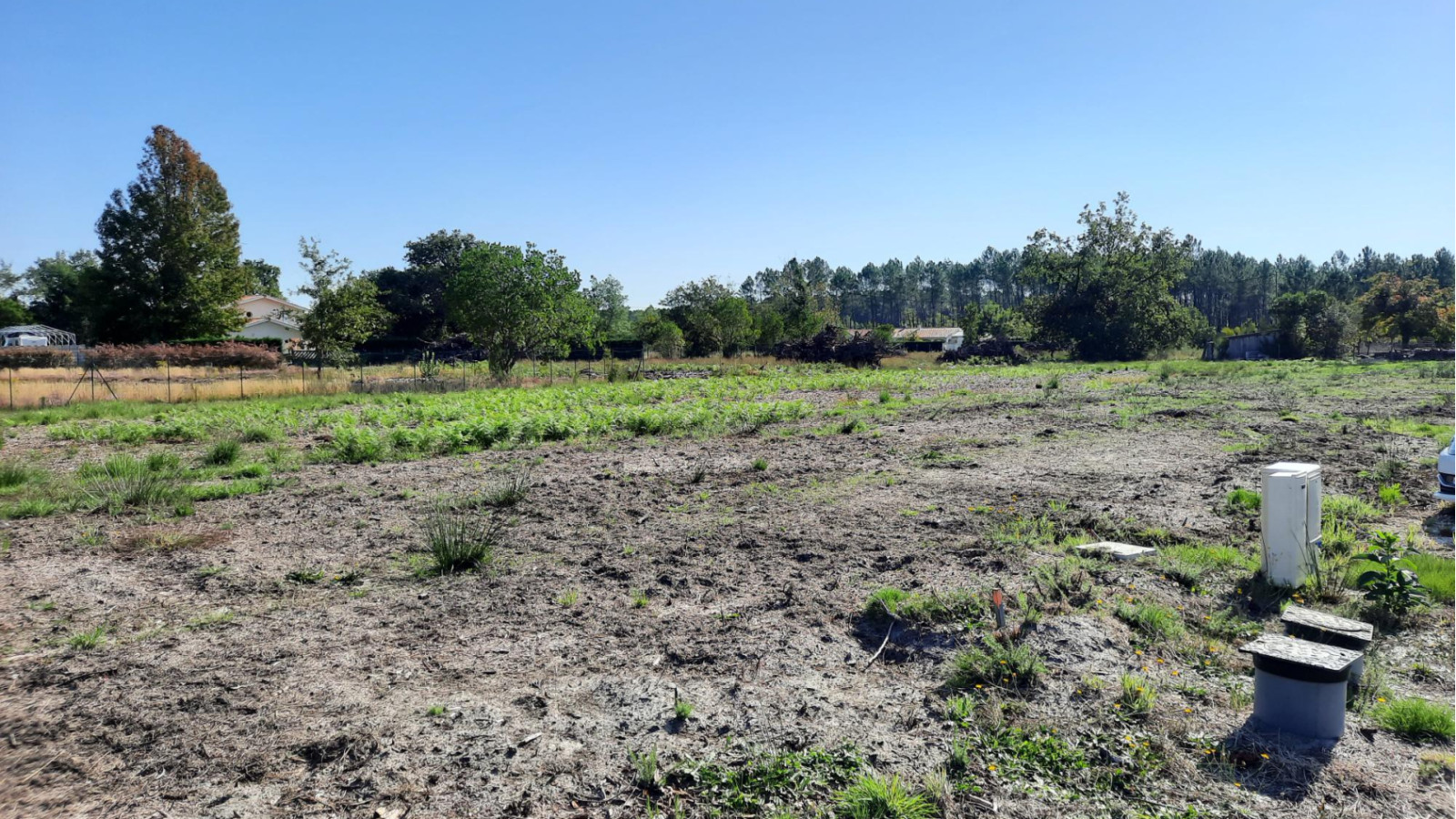 Terrain constructible de 653m2 à Le Porge