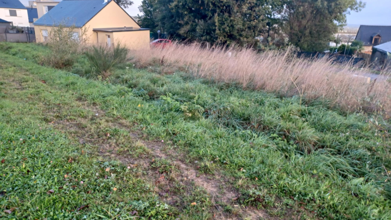 Terrain constructible de 497m2 à Bréal-sous-Montfort