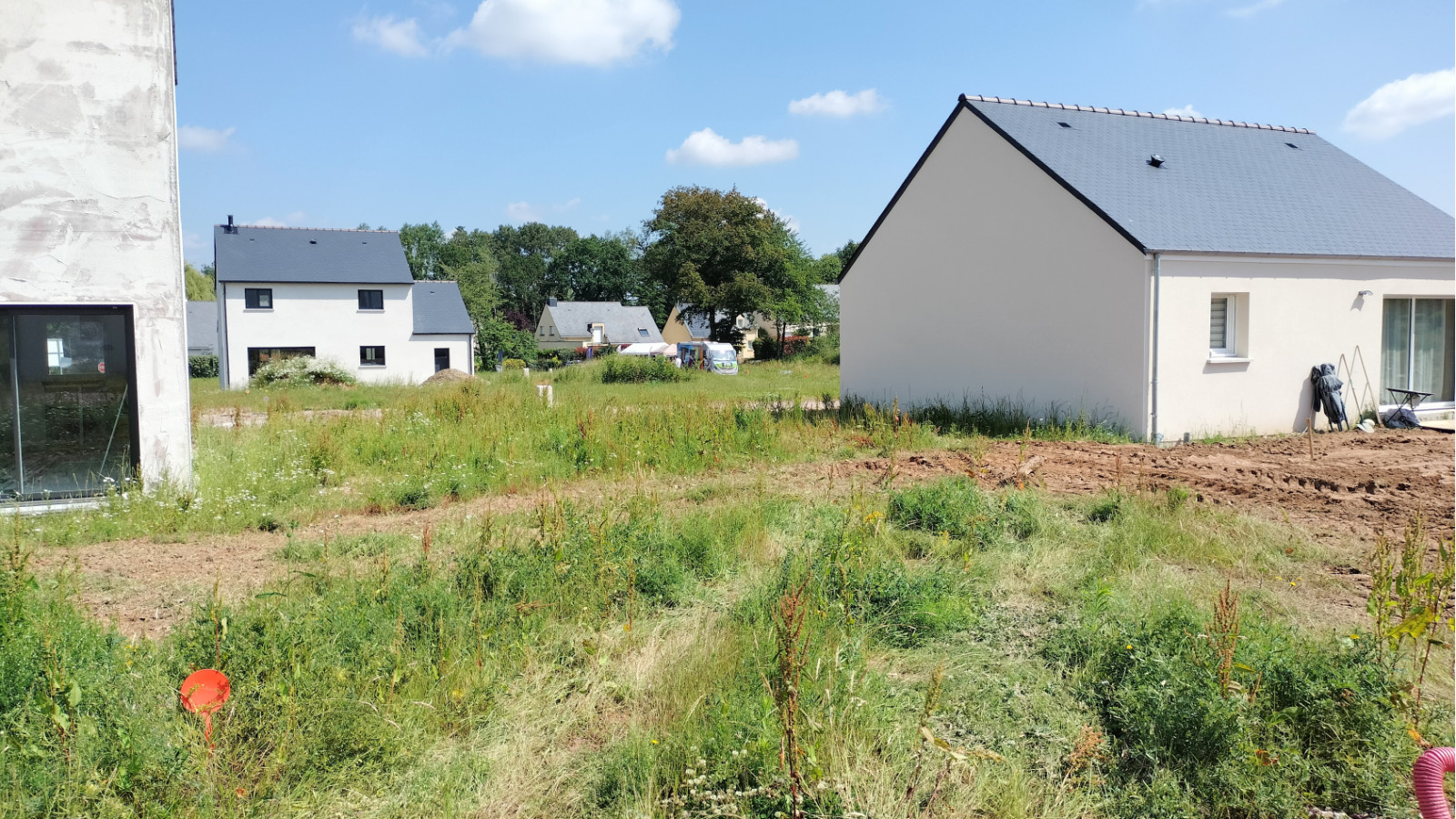 Terrain constructible de 269m2 à Montreuil-sur-Ille