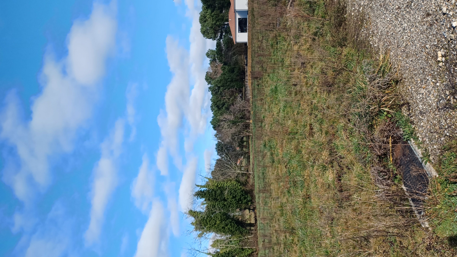 Terrain constructible de 461m2 à Espiet