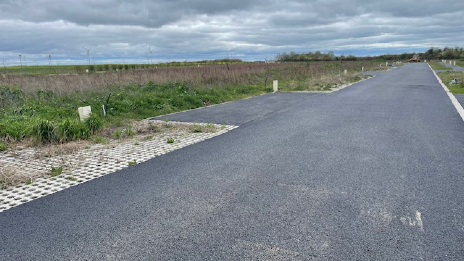 Terrain constructible de 607m2 à Fresnay-l'Évêque