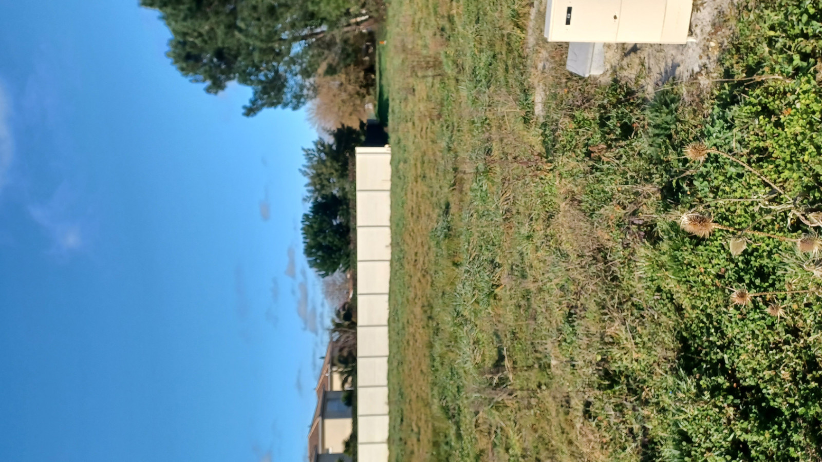 Terrain constructible de 700m2 à Léognan