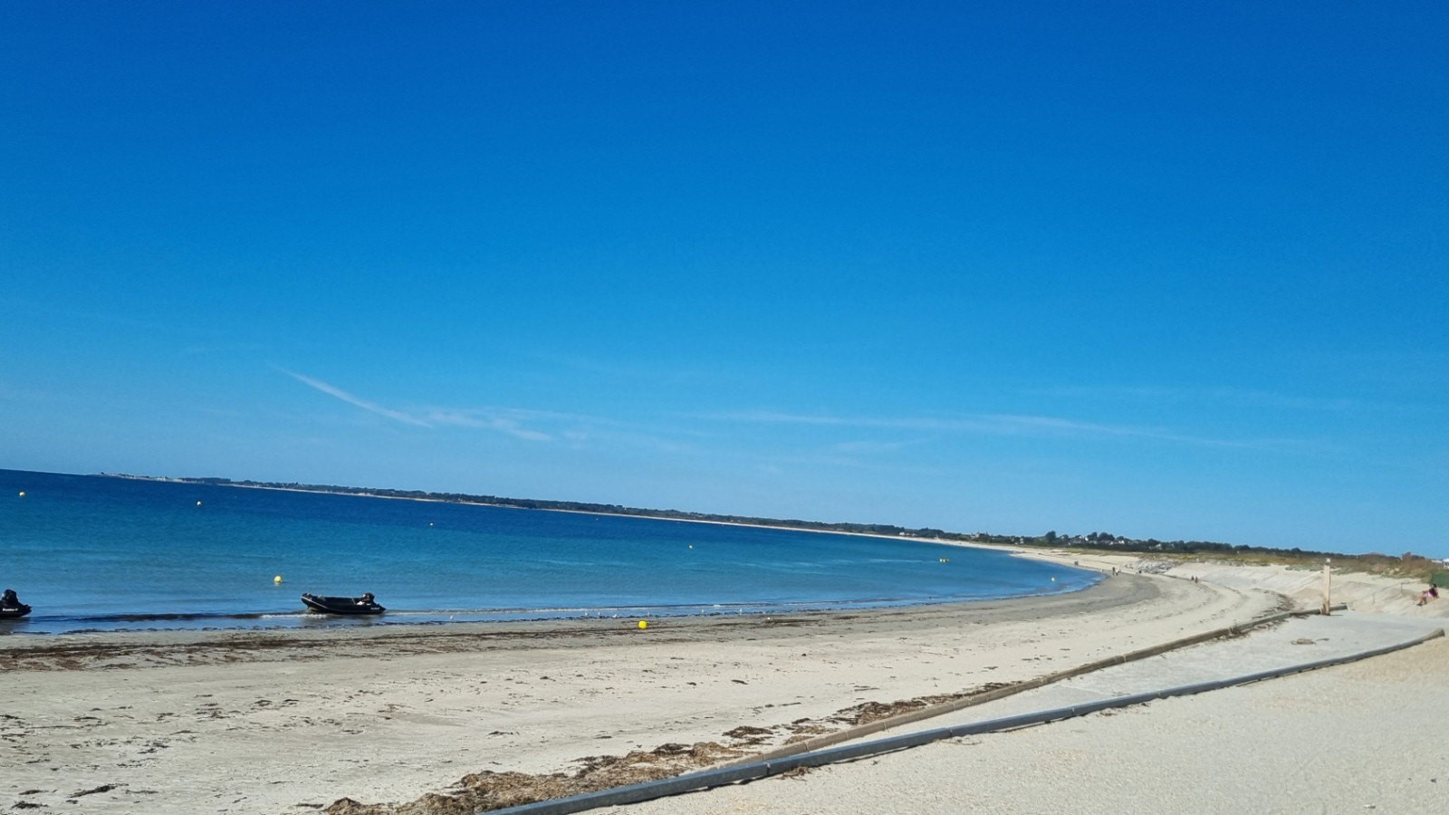 Terrain constructible de 365m2 à Ambon