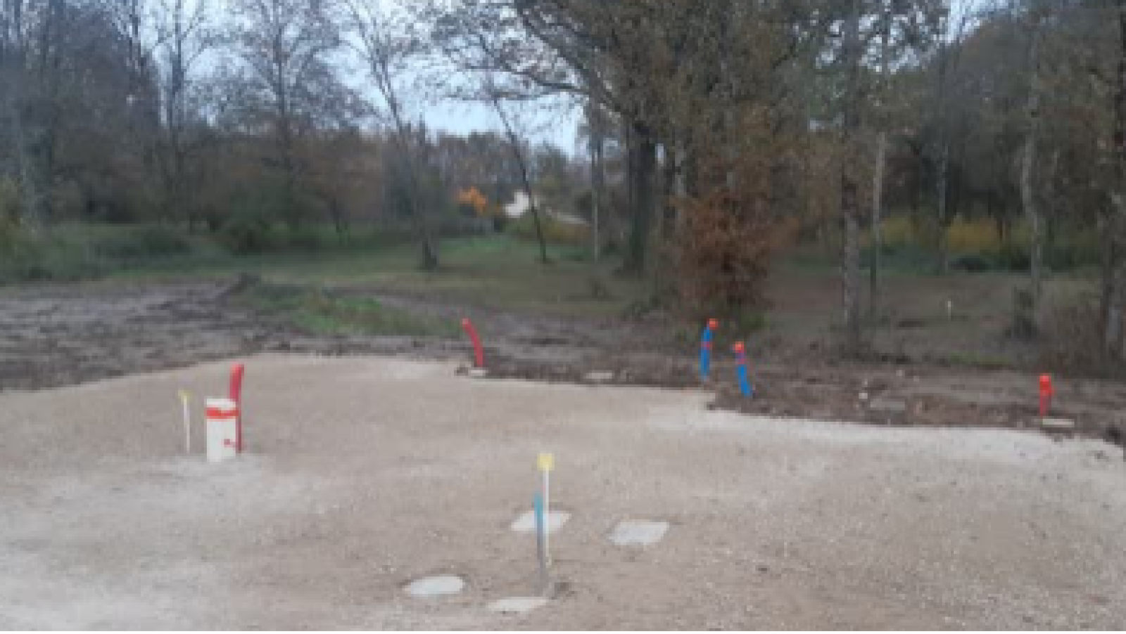 Terrain constructible de 657m2 à Saint-Ciers-d'Abzac