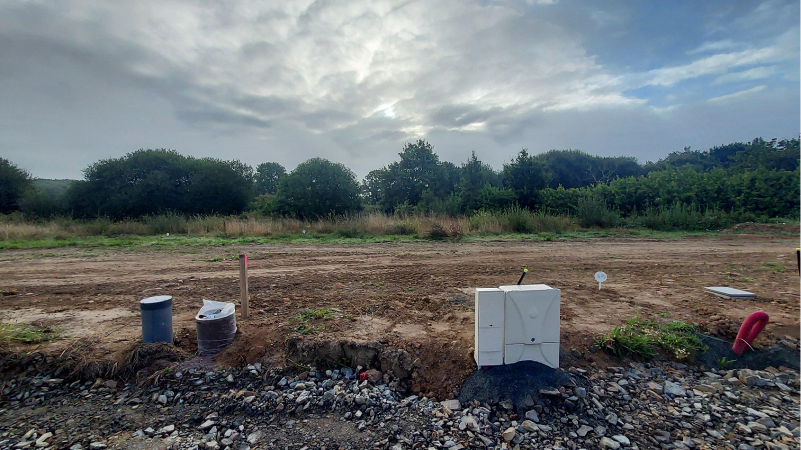 Terrain constructible de 371m2 à Val-d'Izé
