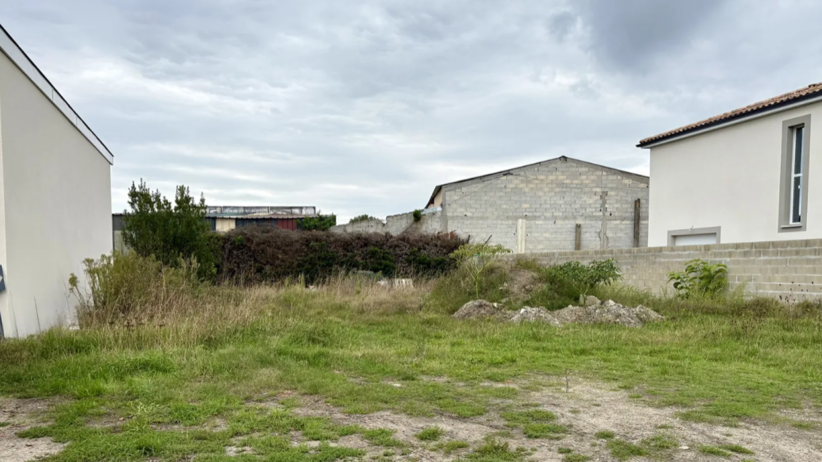 Terrain constructible de 461m2 à Mérignac