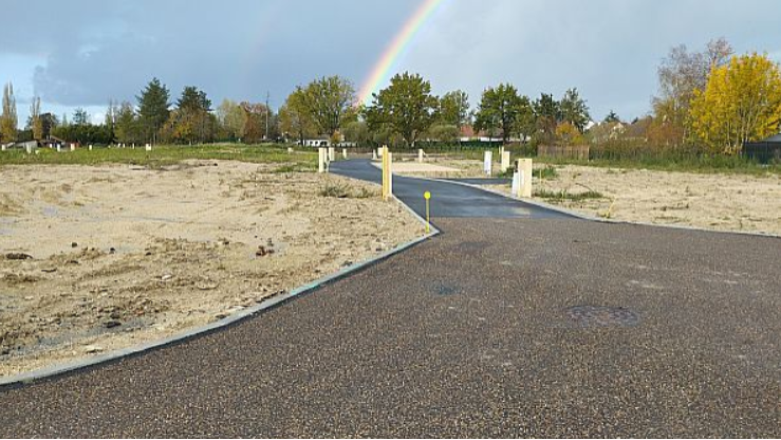 Terrain constructible de 480m2 à Mardié