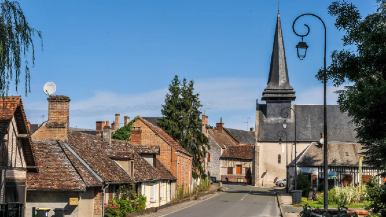Terrain constructible de 600m2 à Ligny-le-Ribault