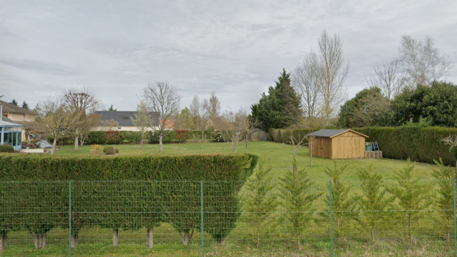 Terrain constructible de 433m2 à Chécy