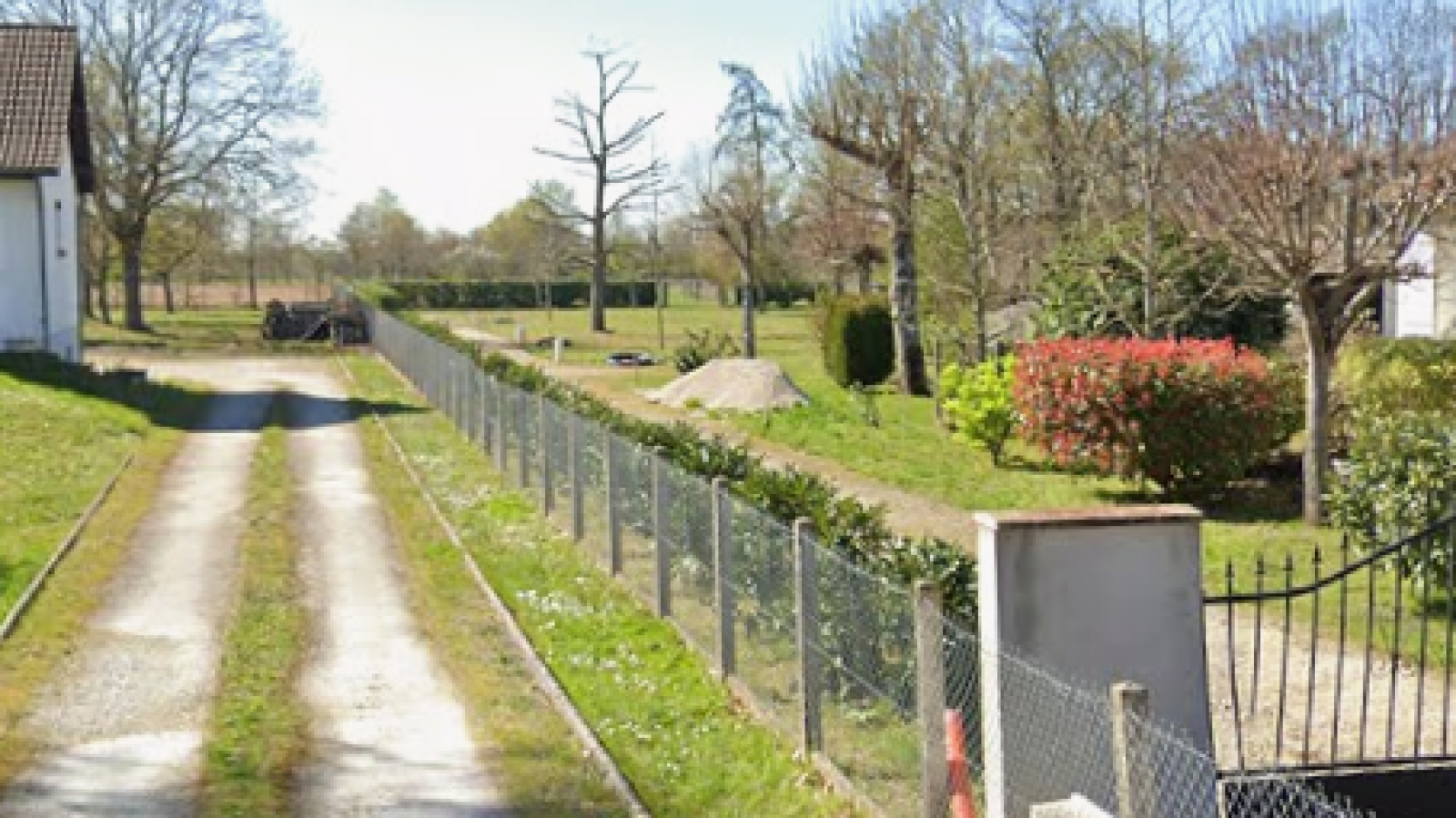 Terrain constructible de 560m2 à Olivet