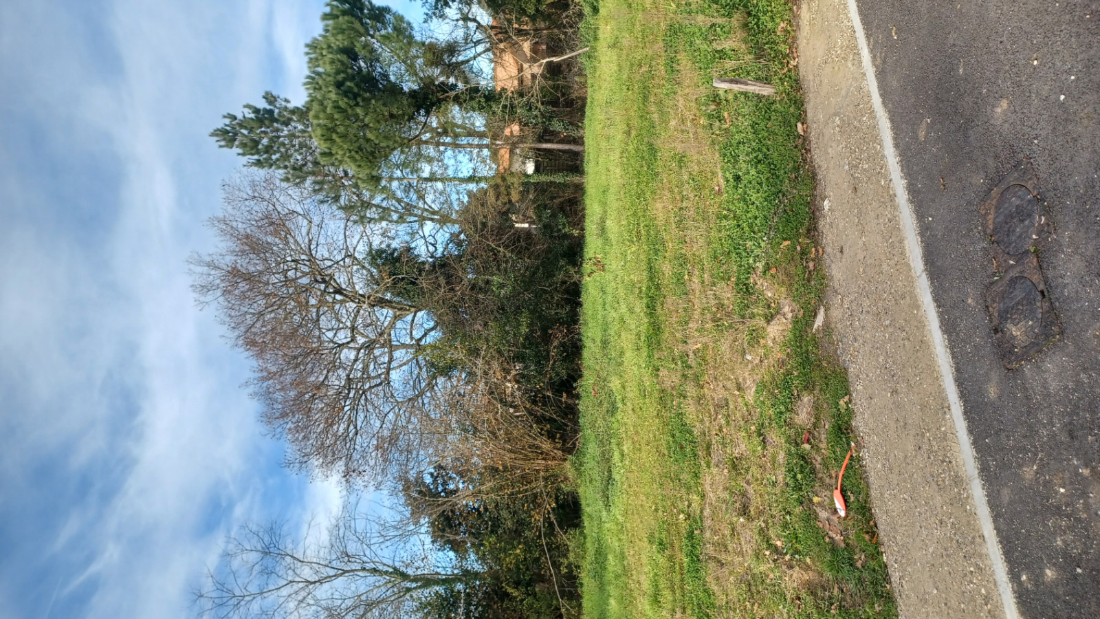 Terrain constructible de 561m2 à Saint-Laurent-Médoc