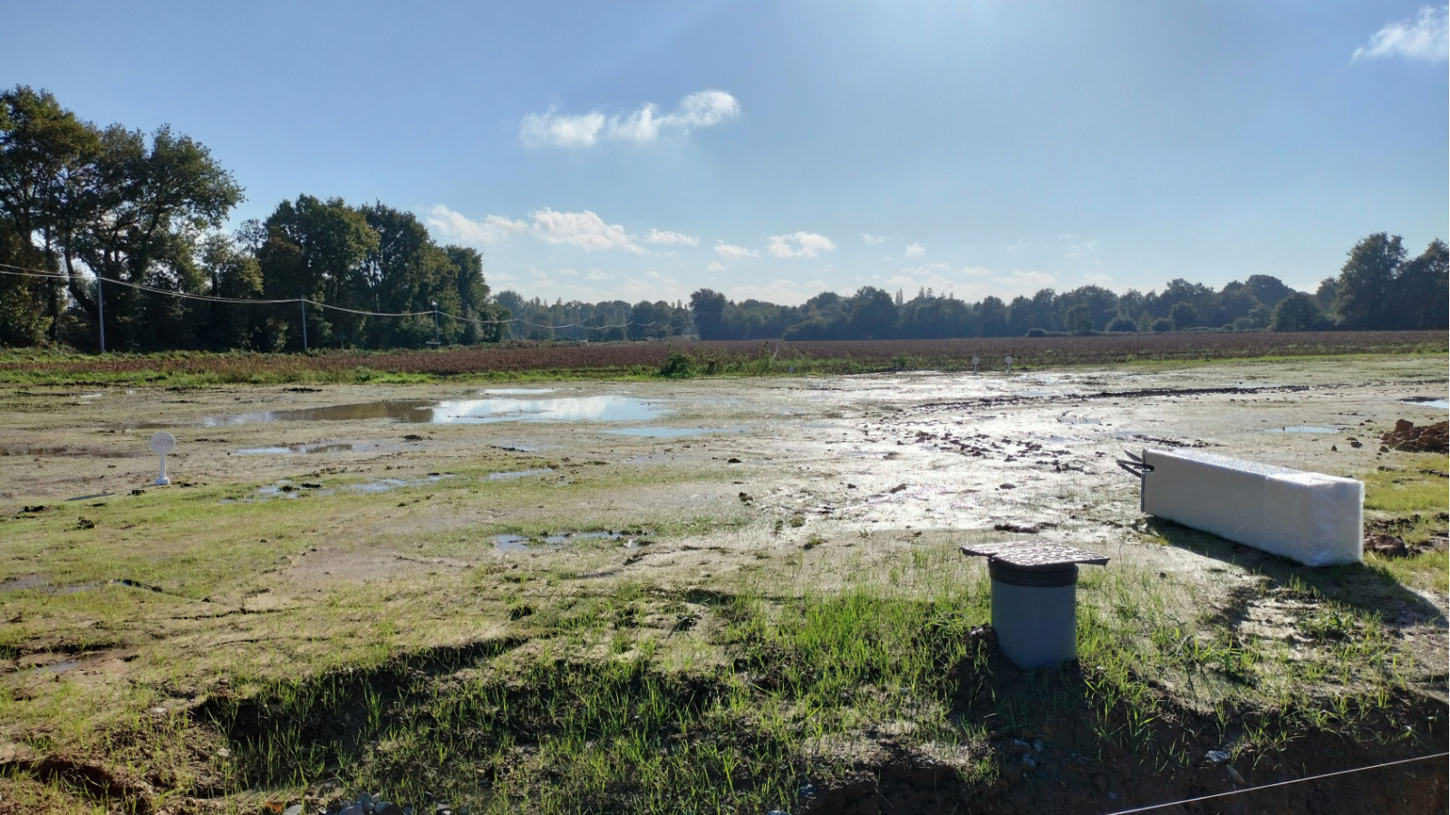 Terrain constructible de 311m2 à Livré-sur-Changeon