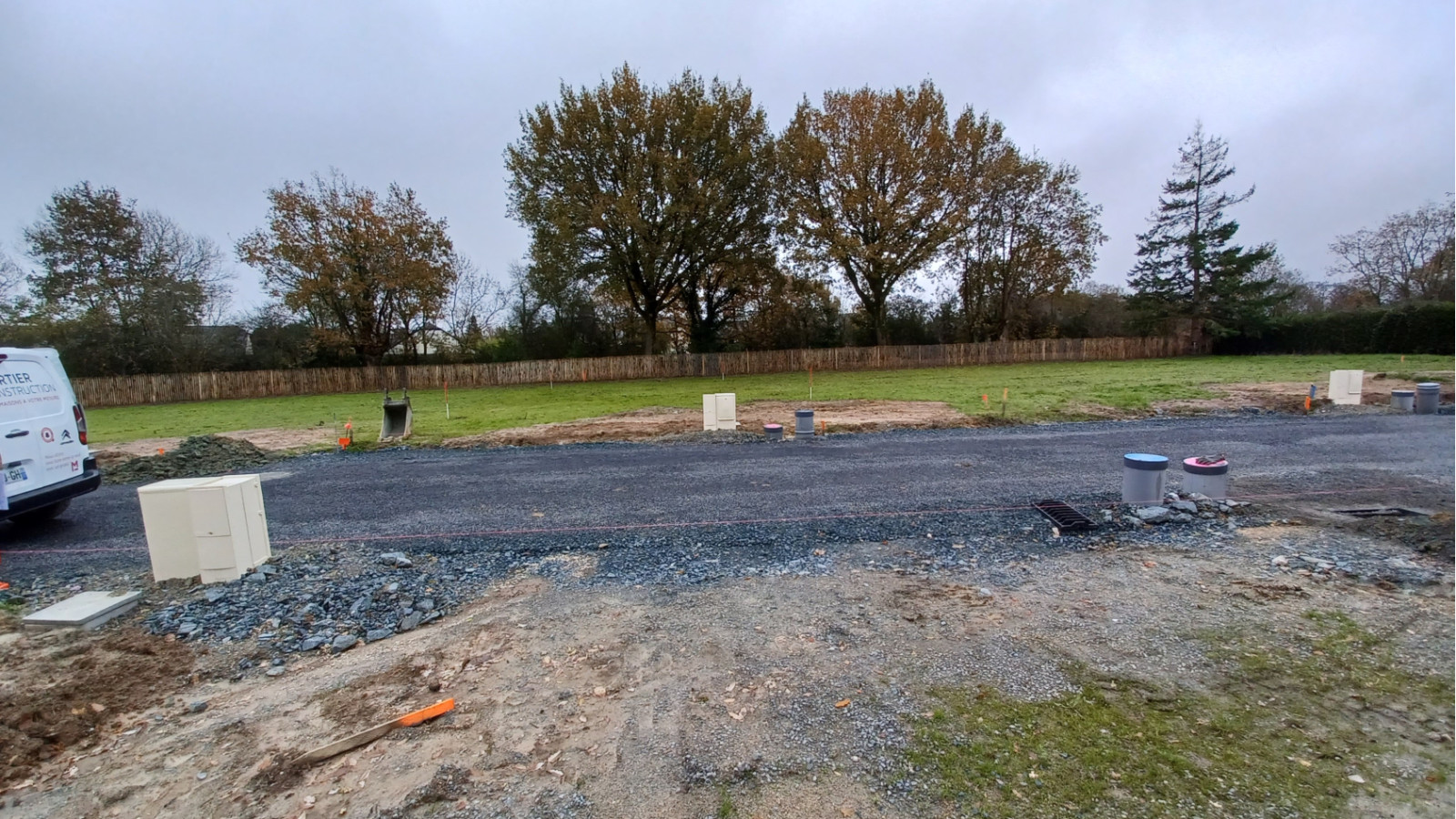 Terrain constructible de 305m2 à Monterfil