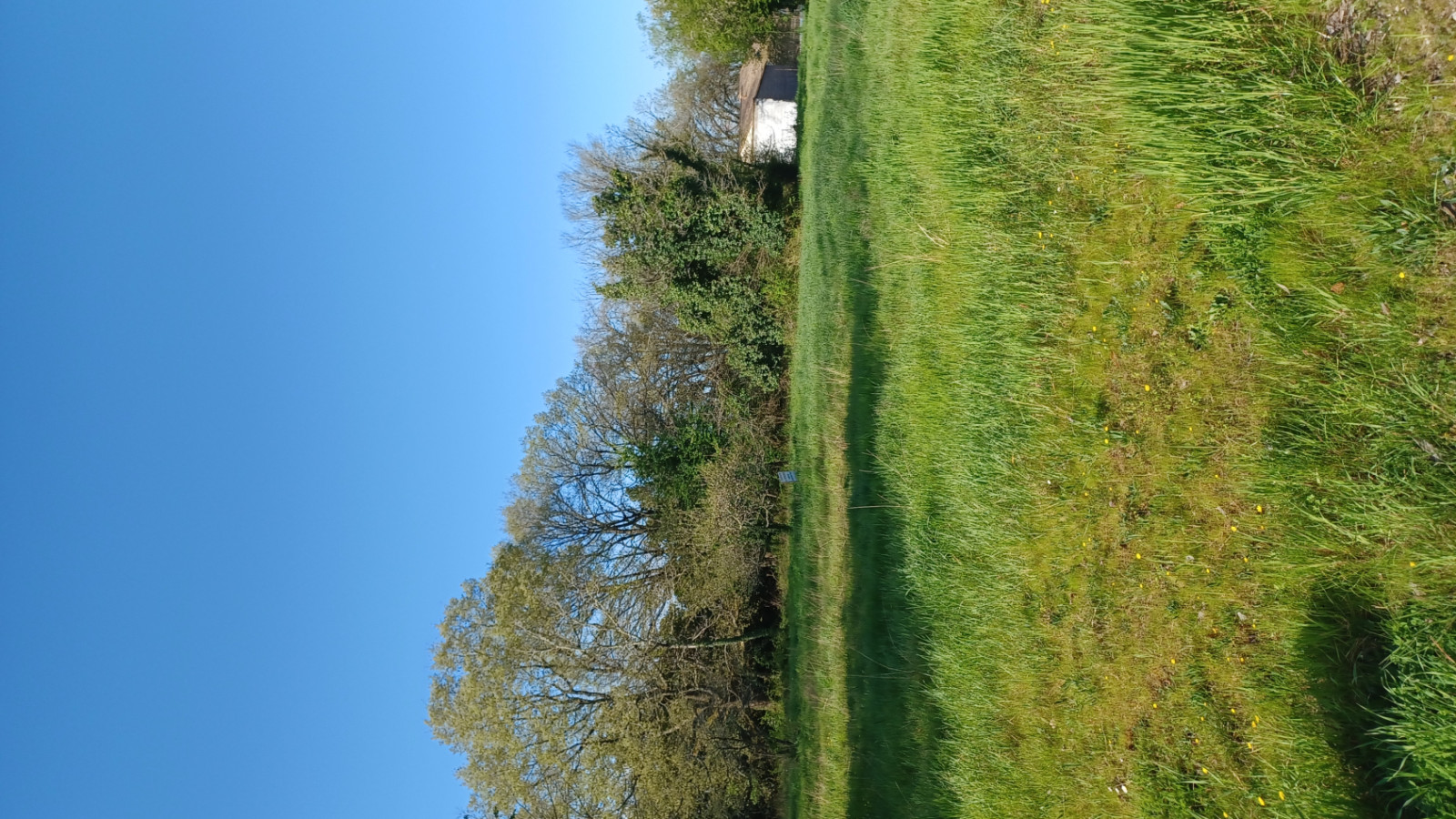 Terrain constructible de 659m2 à Landiras