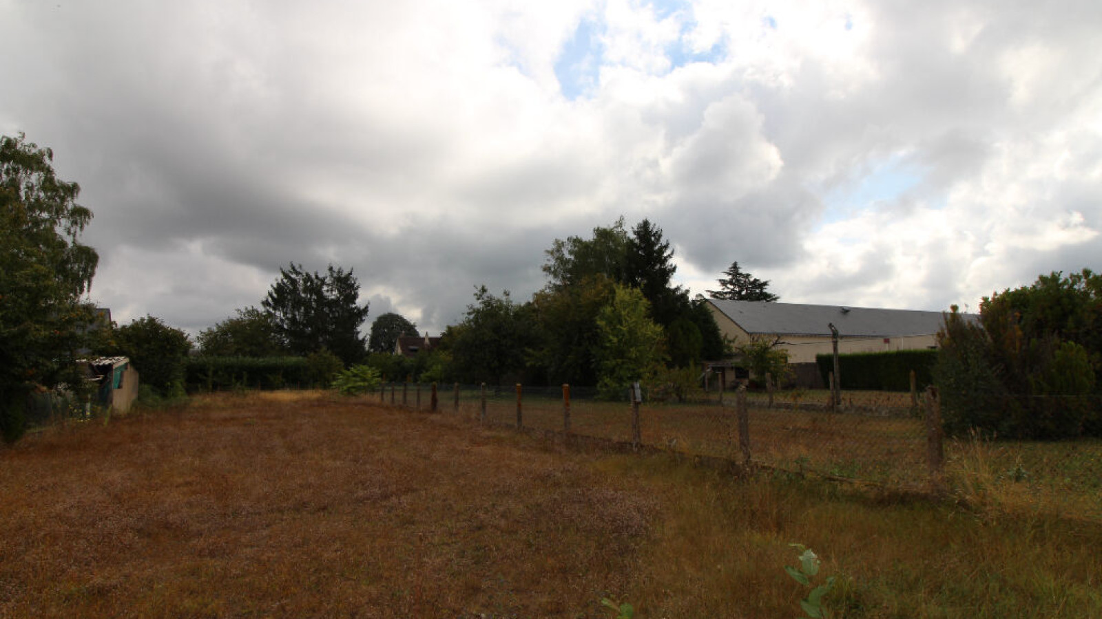 Terrain constructible de 600m2 à Vendôme