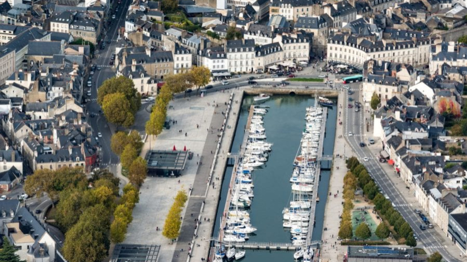 Terrain constructible de 590m2 à Vannes