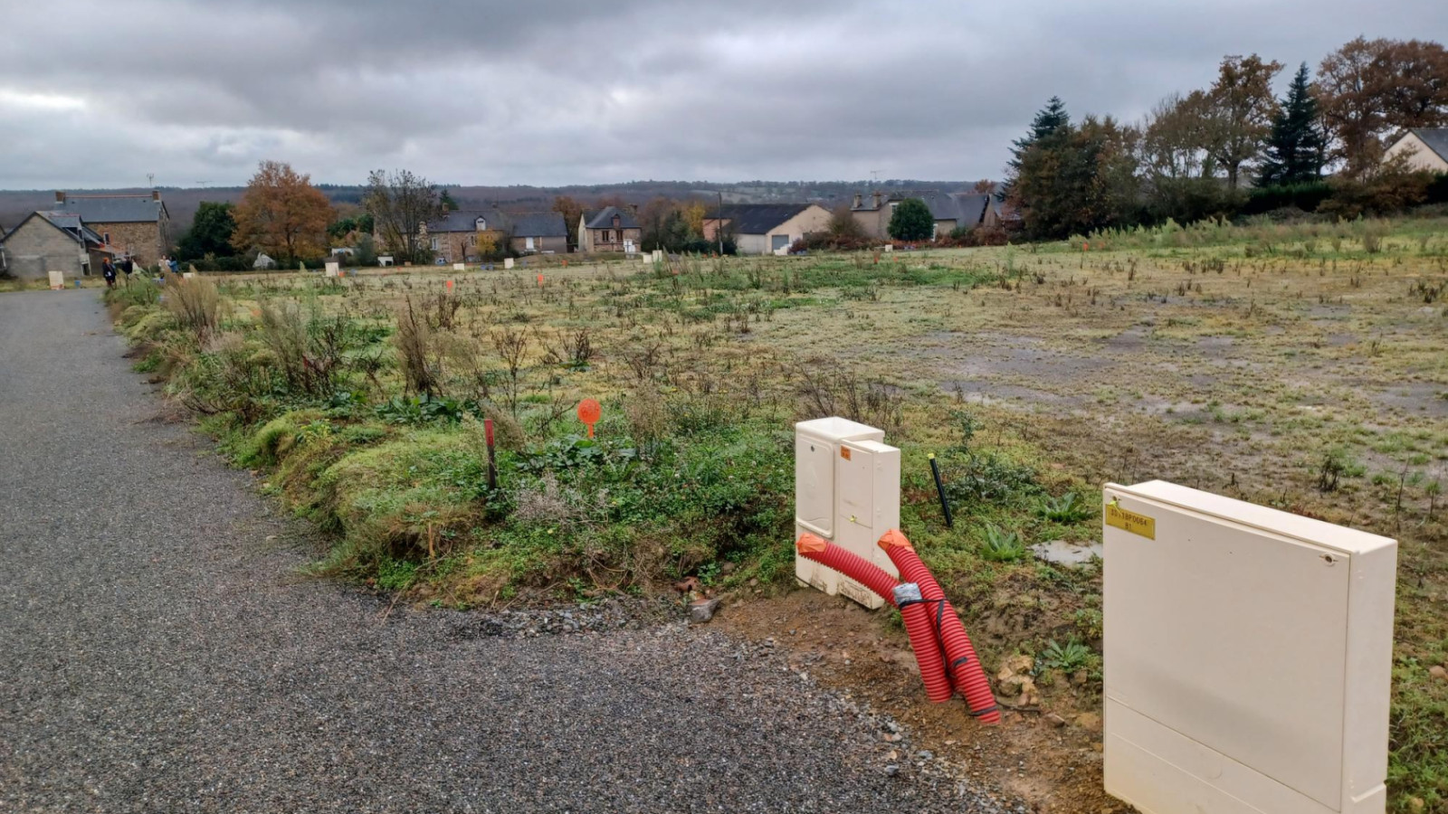 Terrain constructible de 194m2 à Le Vivier-sur-Mer