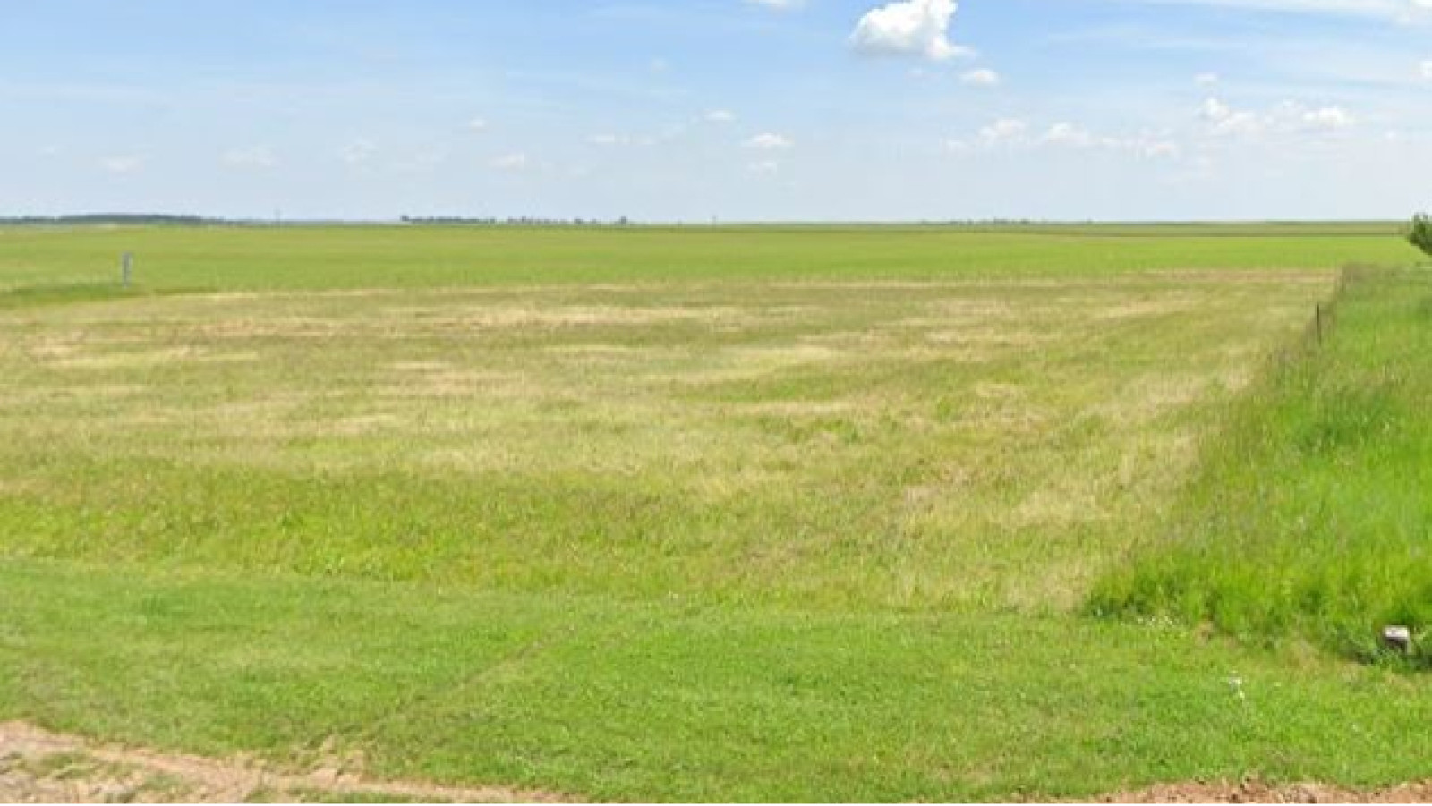 Terrain constructible de 1400m2 à Saint-Bohaire