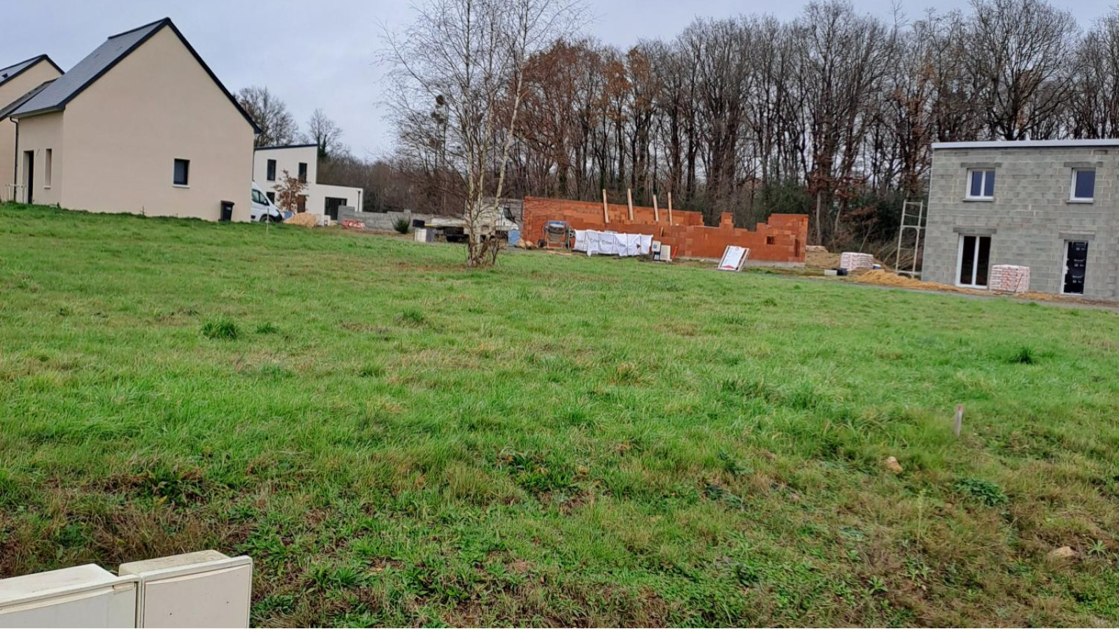Terrain constructible de 339m2 à Baugé-en-Anjou