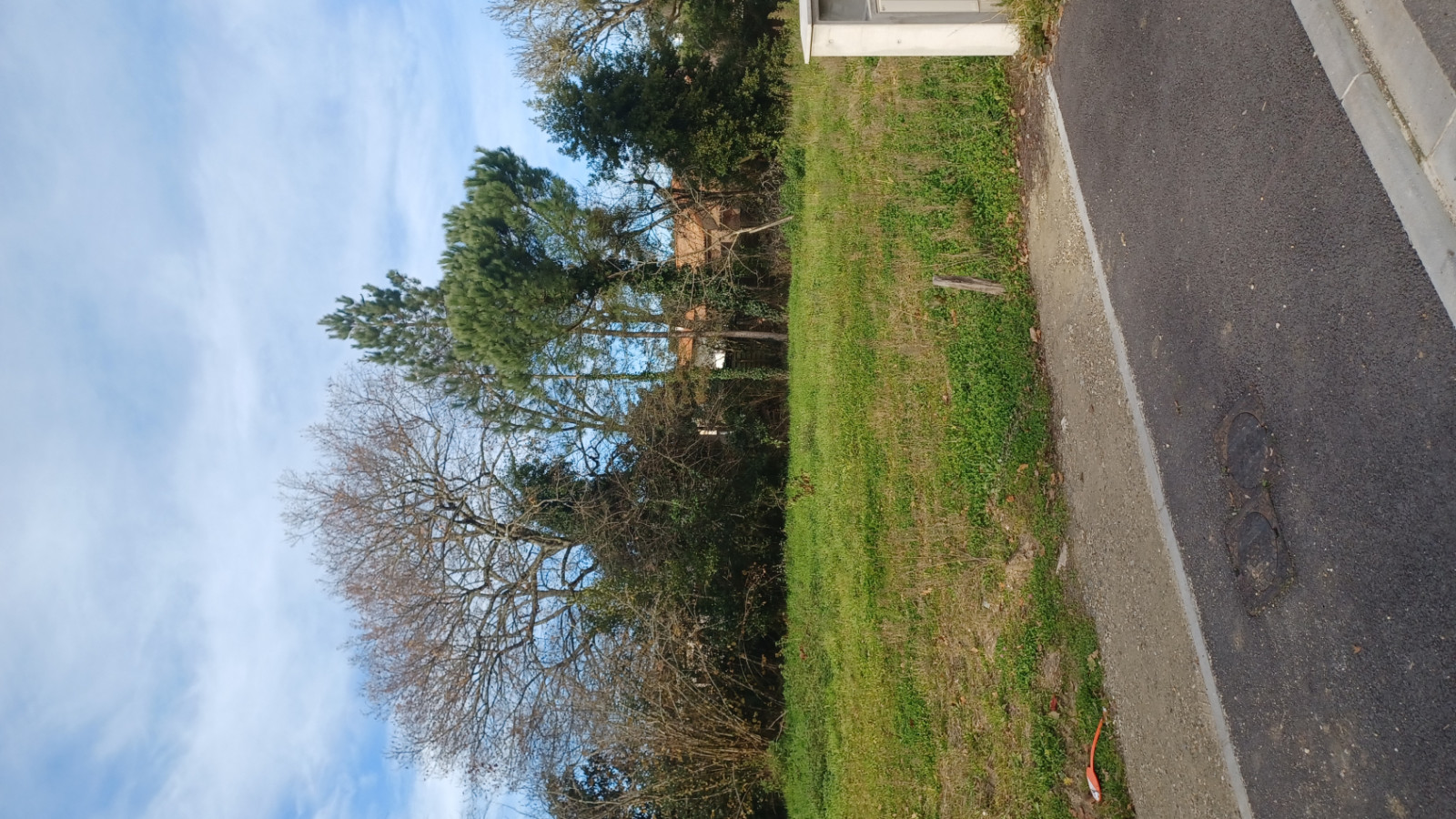 Terrain constructible de 835m2 à Langon