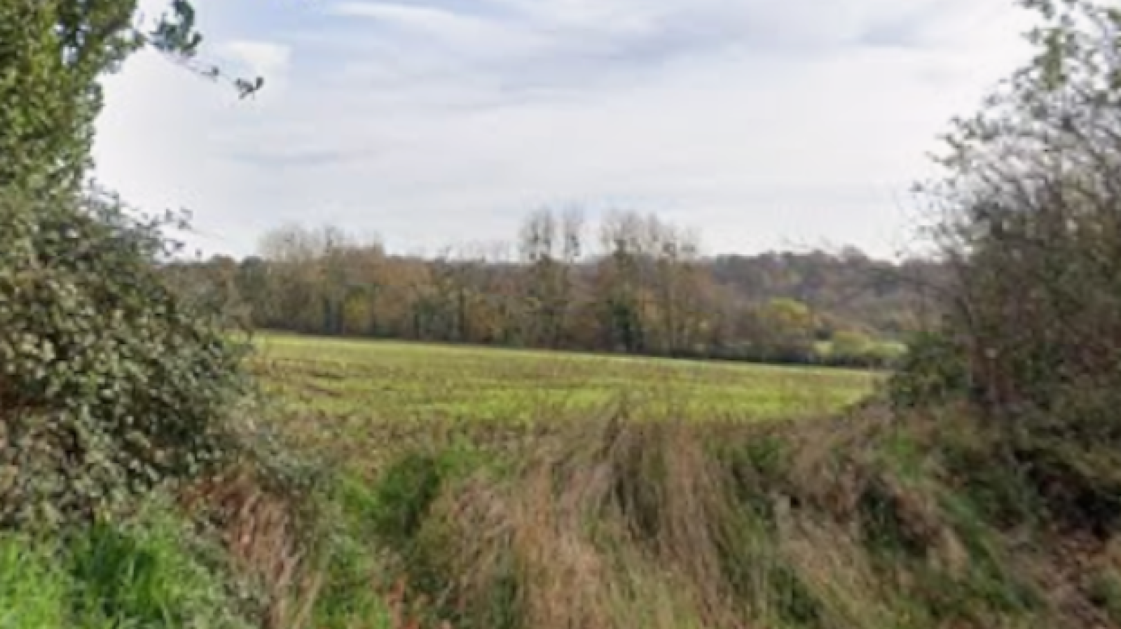 Terrain constructible de 178m2 à Combourg