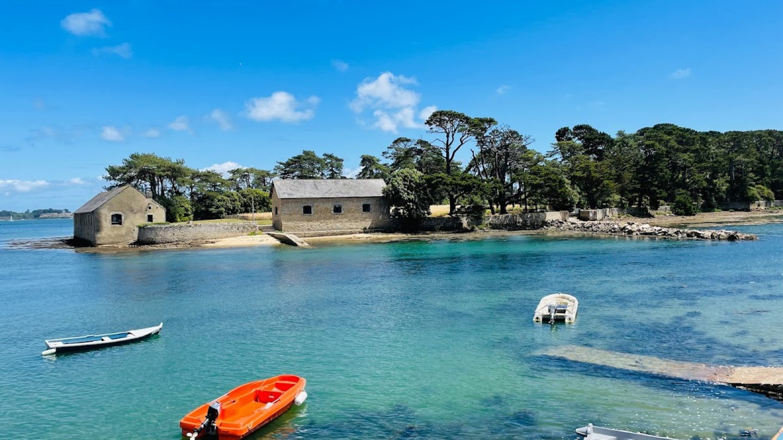 Terrain constructible de 351m2 à Baden