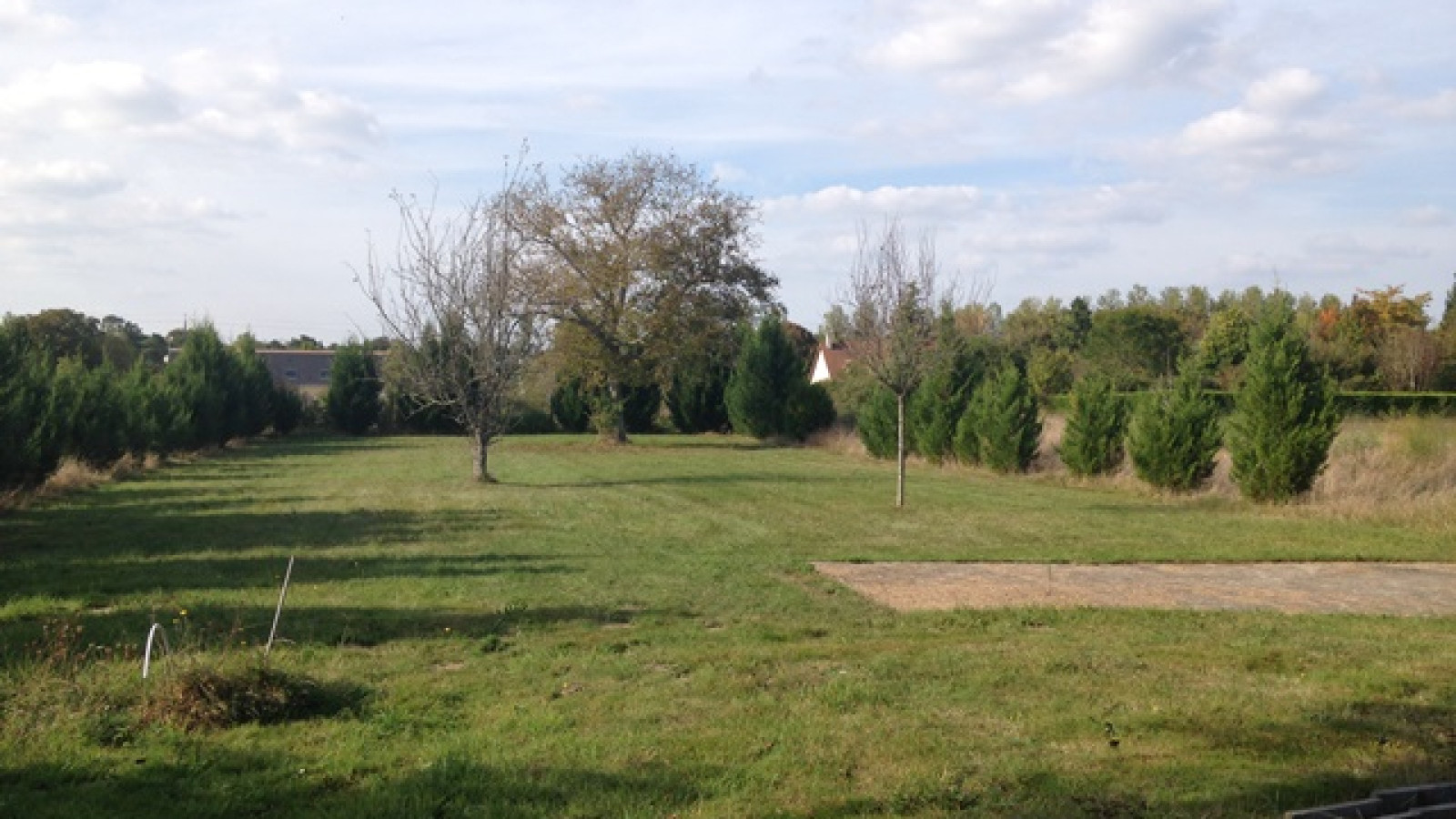 Terrain constructible de 360m2 à Lignières-de-Touraine