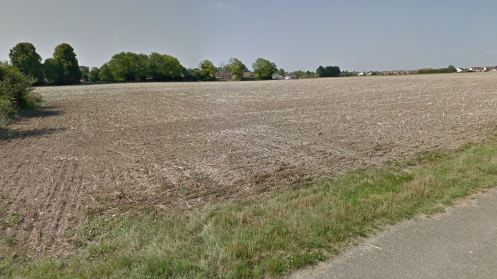 Terrain constructible de 506m2 à Fleurey-sur-Ouche