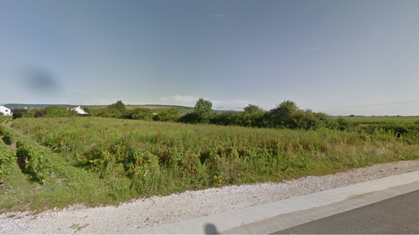 Terrain constructible de 451m2 à Nuits-Saint-Georges