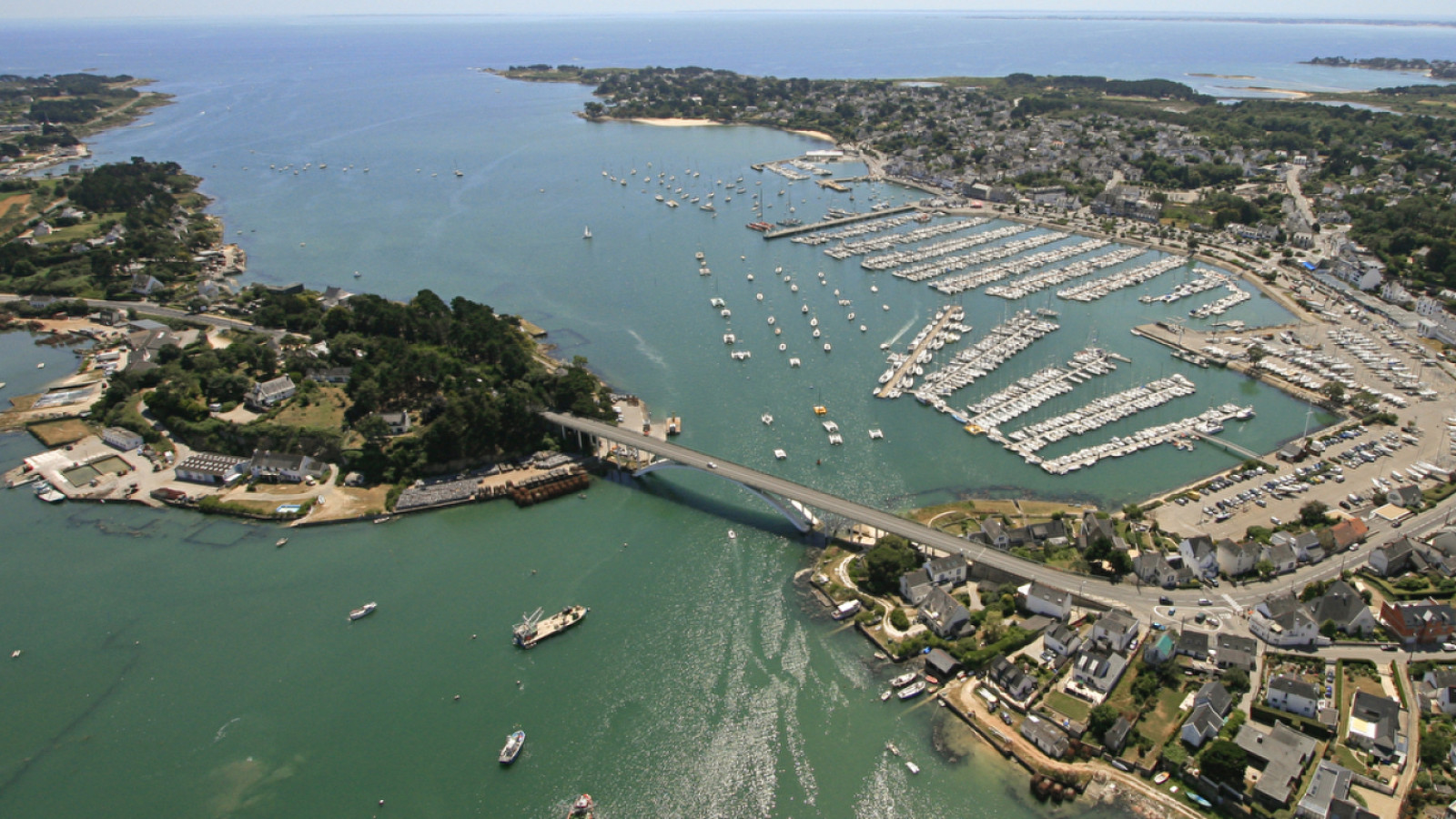 Terrain constructible de 670m2 à Carnac