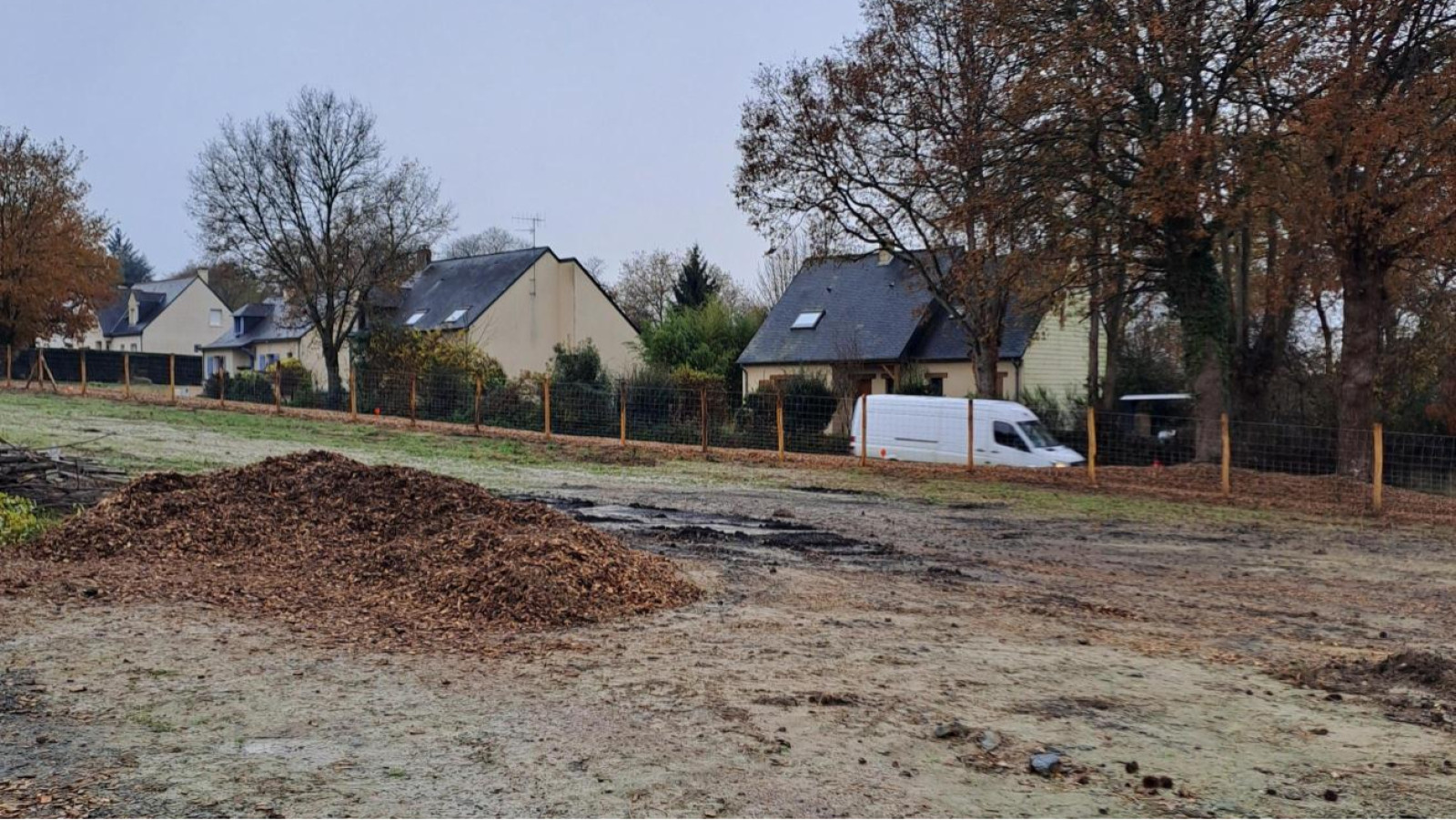 Terrain constructible de 449m2 à Segré-en-Anjou Bleu