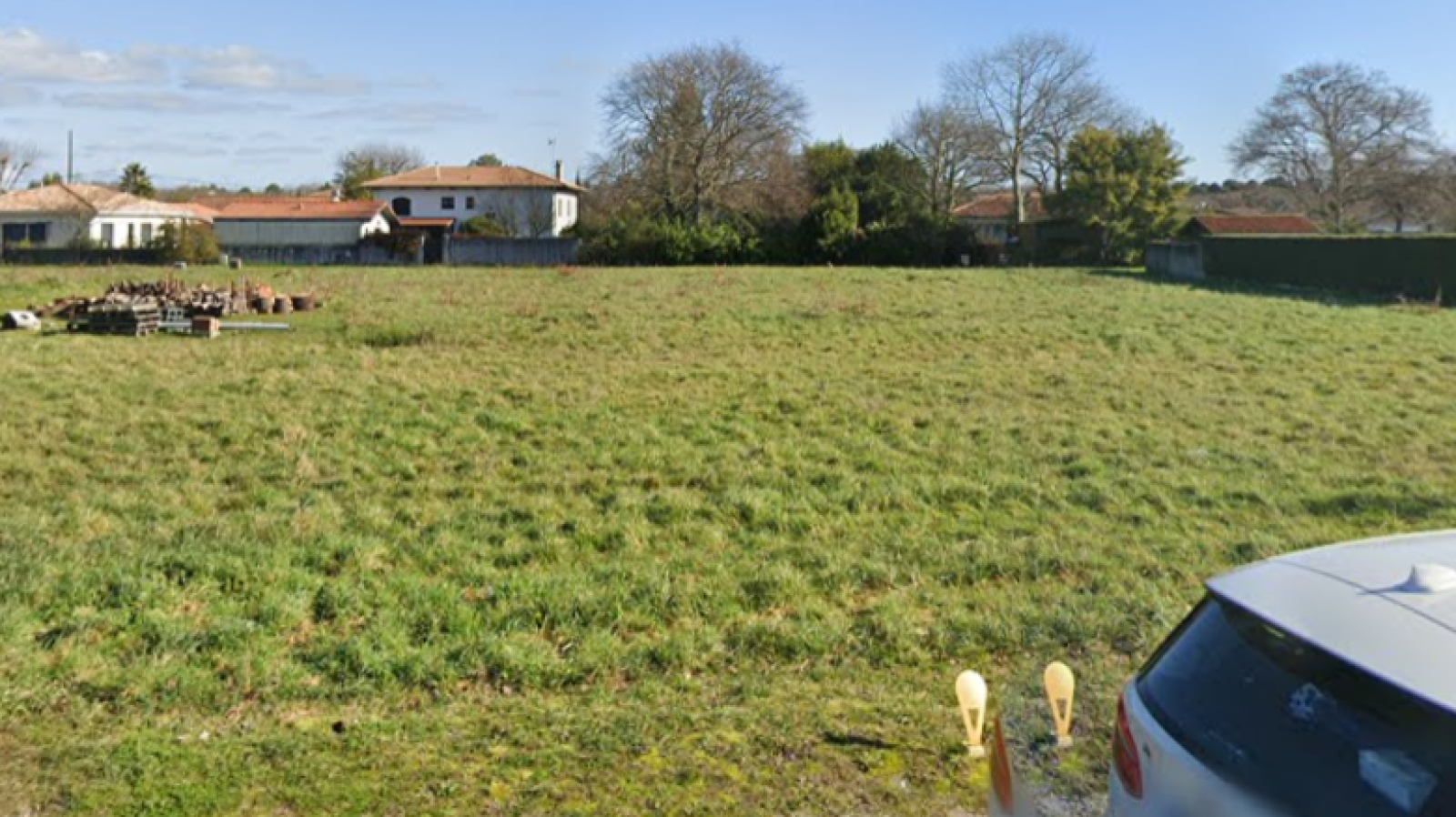 Terrain constructible de 600m2 à Sanguinet